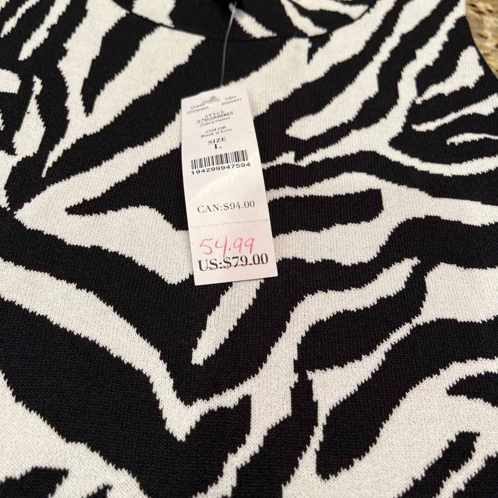 White House Black Market Fitted Black and White Halter Top Animal Print Sz Large - Picture 6 of 7